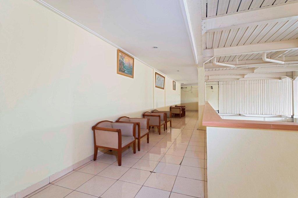 Reddoorz Near Ciputra World Kuningan Guest house